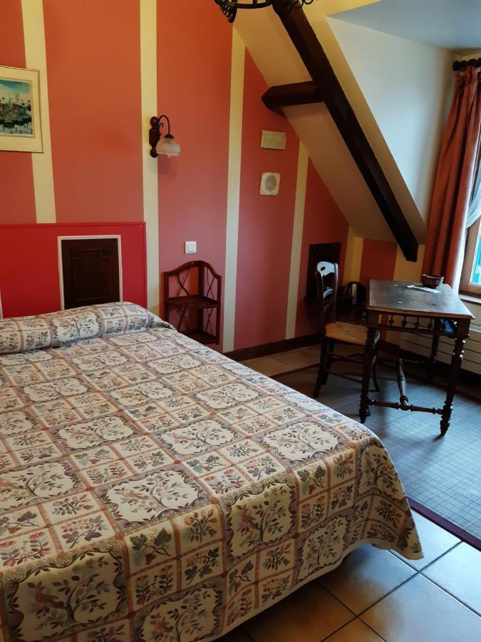 Chambres D'Hotes Sur La Courtine De Coucy Exteriör bild