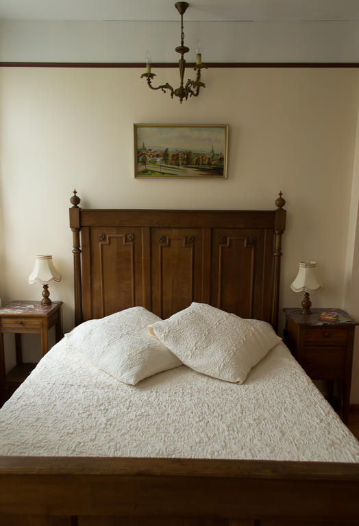 Chambres D'Hotes Sur La Courtine De Coucy Rum bild